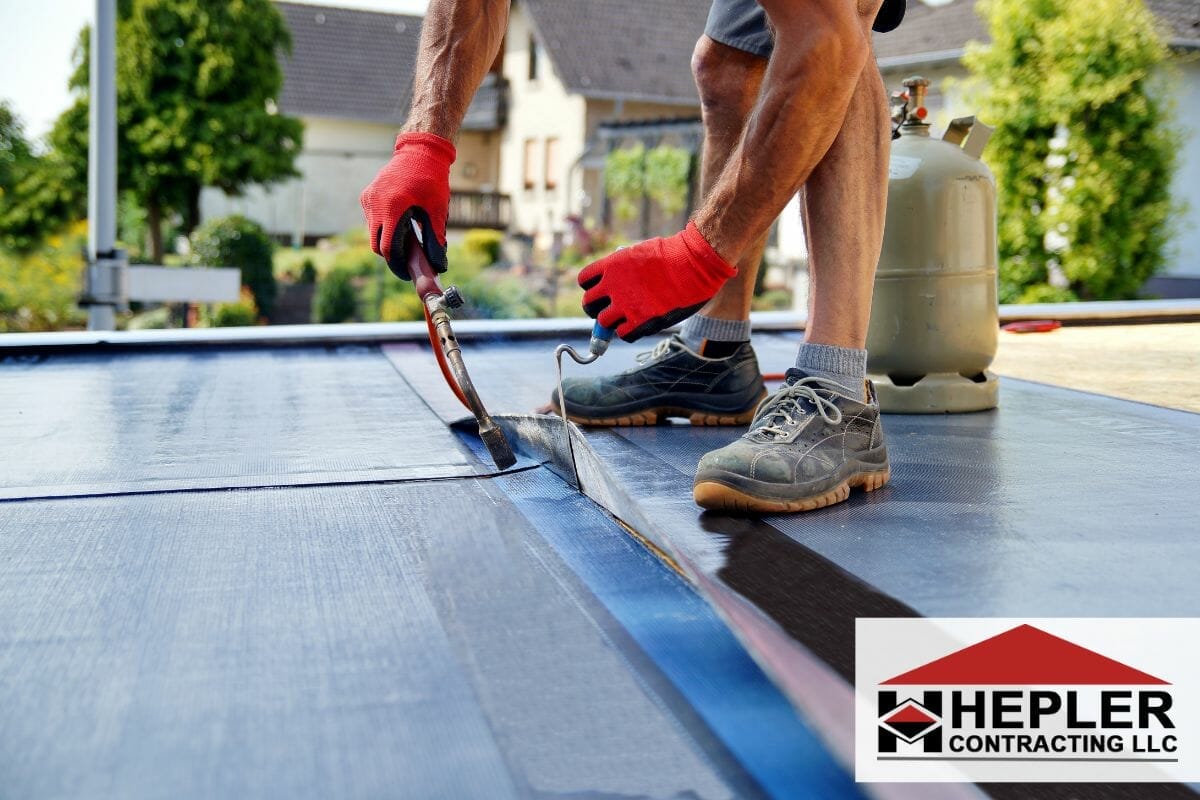 6 Reasons Why You Need To Call A Flat Roof Repair Expert